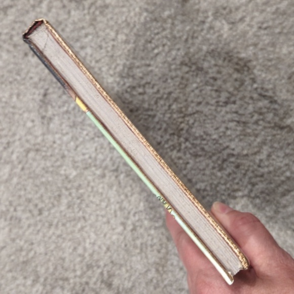 The Action Bible Handbook - Picture 6 of 8